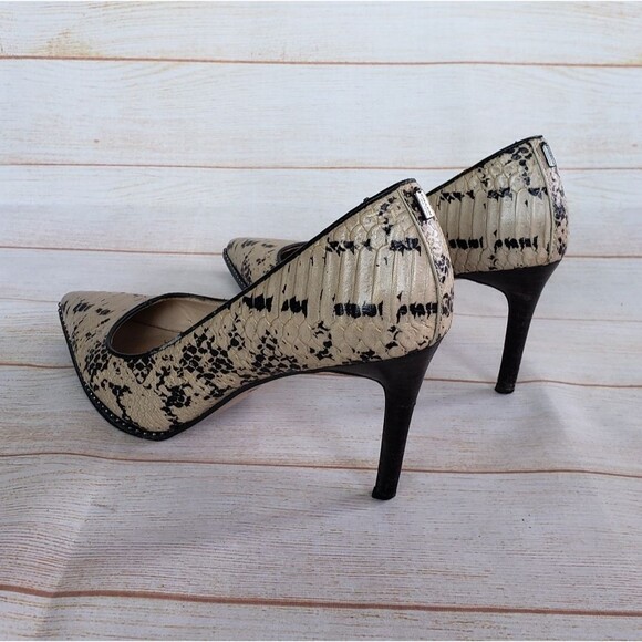 Coach Leather Animal Print Pointy Toe Studded Stiletto Heels Pump Size 7.5 - Picture 6 of 16